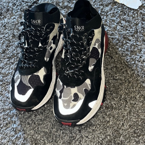 Snkr protect size 12 - Picture 1 of 7